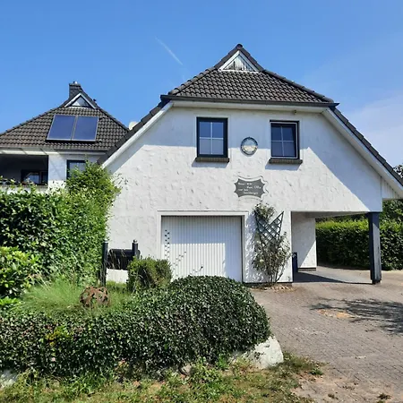 Vor Den Sandbergen *